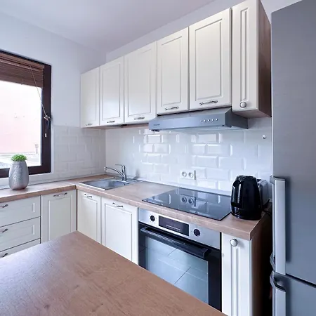 Poincare 3 - Proche Calme Et Rénové à Juan Les Pins Antibes