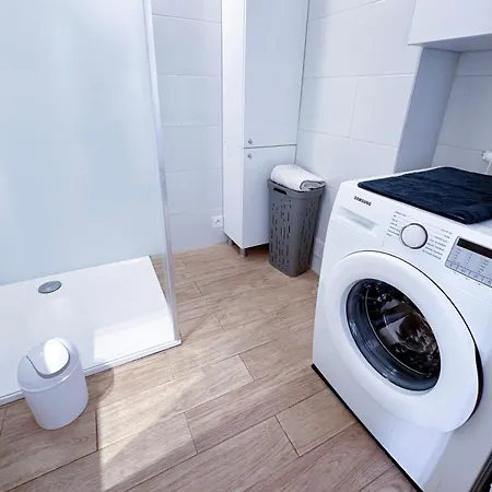 Poincare 3 - Proche Calme Et Renove A Juan Les Pins Apartment Antibes