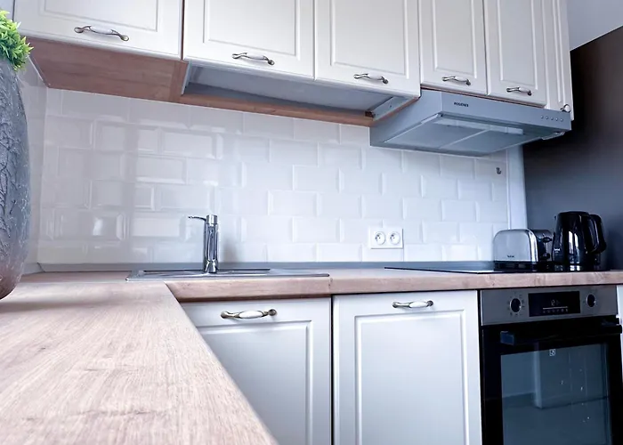 Appartamento Poincare 3 - Proche Calme Et Rénové à Juan Les Pins *