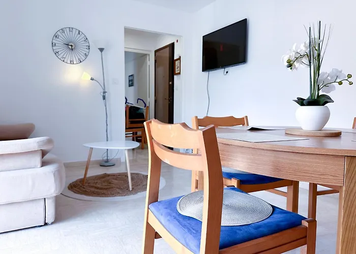 Poincare 3 - Proche Calme Et Rénové à Juan Les Pins * Antibes