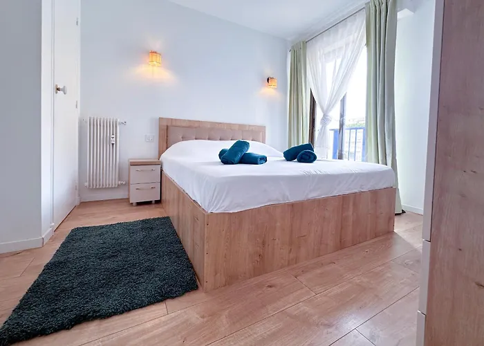 Poincare 3 - Proche Calme Et Renove A Juan Les Pins Apartment *