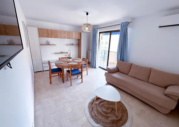 Apartment Poincare 3 - Proche Calme Et Renove A Juan Les Pins Antibes